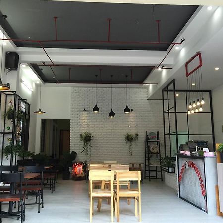 Vien Dong 2 Motel Da Nang Exteriör bild